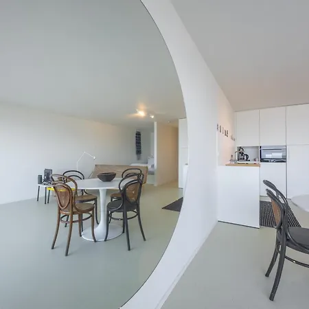 Lecomte - The Shoreline Experience Premium 184 Апартаменти *